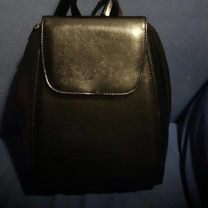 Black Fashion Mini-Backpack